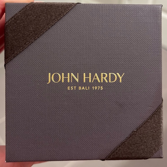 NWT ✨John Hardy Carved Chain Interlocking Stud Earrings - Picture 6 of 7